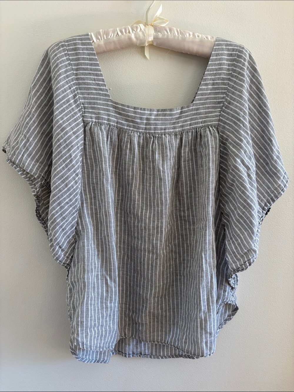 beachlunchlounge Gray and White Striped Square-Neck Tunic